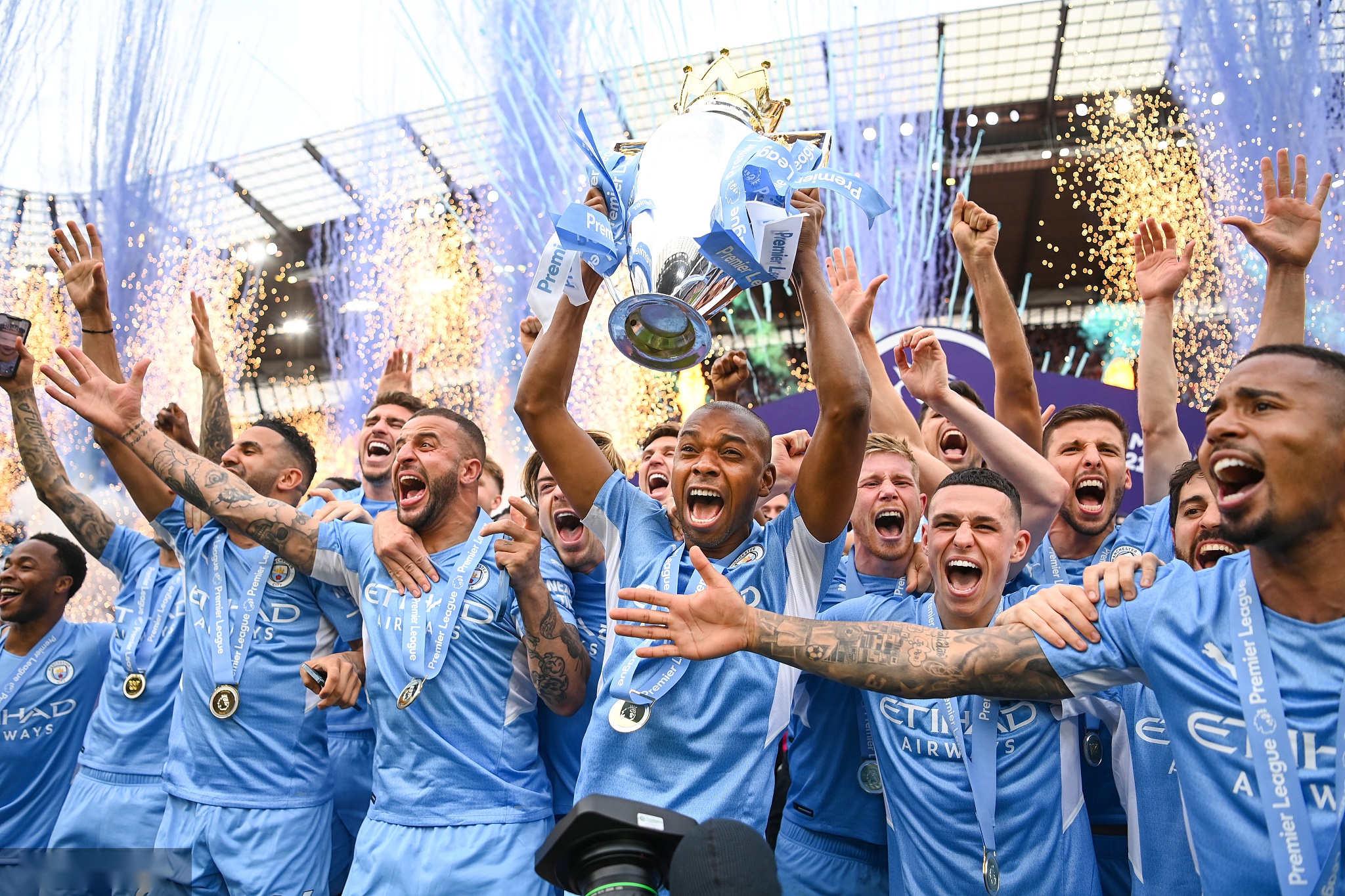 与哈特的表 与哈特的表